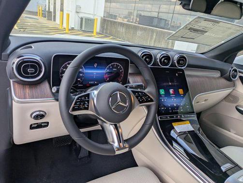 2026 Mercedes-Benz GLC 300 Base