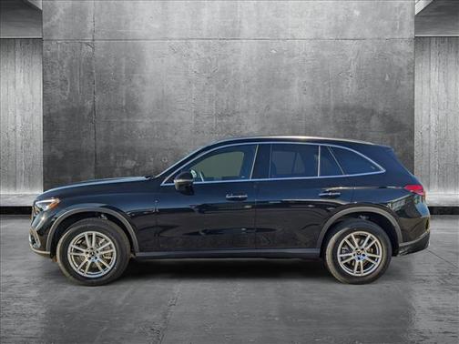 2025 Mercedes-Benz GLC 300 Base