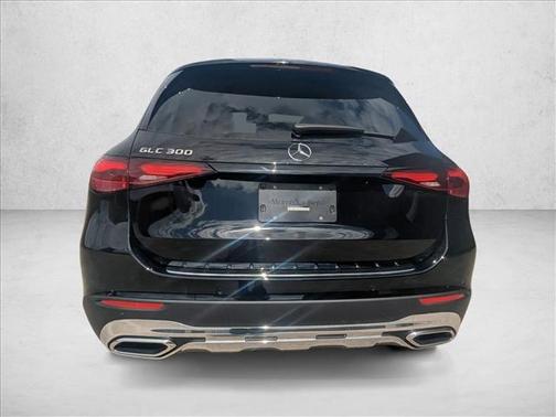 2026 Mercedes-Benz GLC 300 Base
