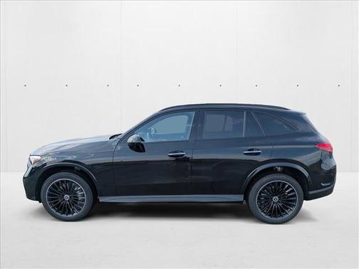 2026 Mercedes-Benz GLC 300 Base