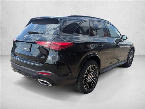 2026 Mercedes-Benz GLC 300 Base