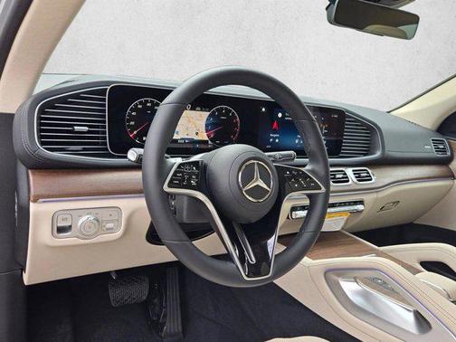 MANUFAKTUR Alpine Grey 2026 Mercedes-Benz GLE 450 4MATIC