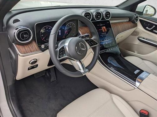 2025 Mercedes-Benz GLC 300 Base