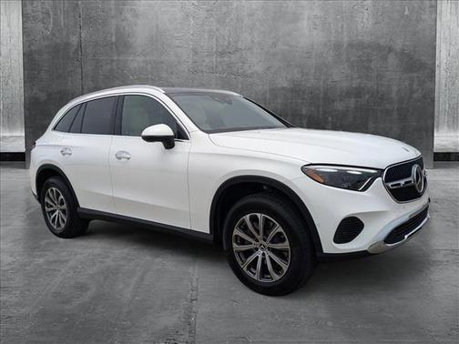 2025 Mercedes-Benz GLC 300 Base