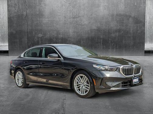 2024 BMW 530 i