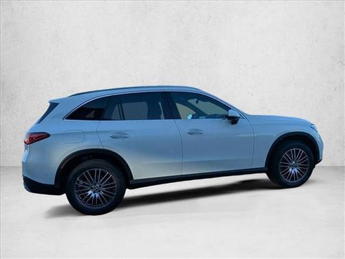 2026 Mercedes-Benz GLC 300 Base