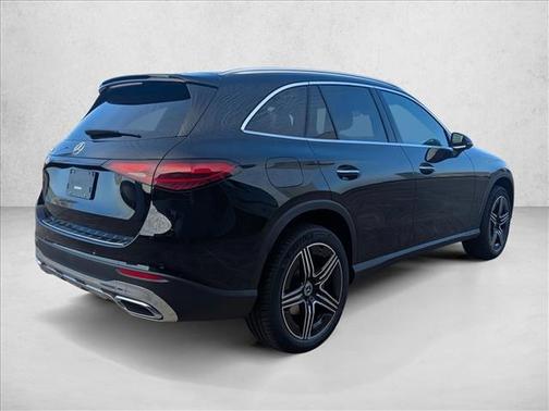 2026 Mercedes-Benz GLC 300 Base