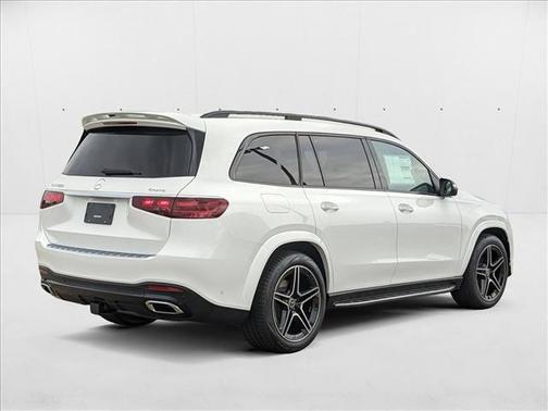 2025 Mercedes-Benz GLS 450 4MATIC
