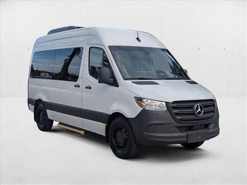 2025 Mercedes-Benz Sprinter 2500 Standard Roof
