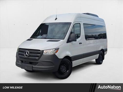 2025 Mercedes-Benz Sprinter 2500 Standard Roof