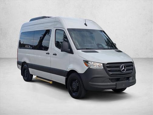 2025 Mercedes-Benz Sprinter 2500 Standard Roof