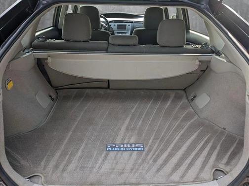 2015 Toyota Prius Plug-in Base
