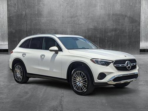 2025 Mercedes-Benz GLC 300 Base