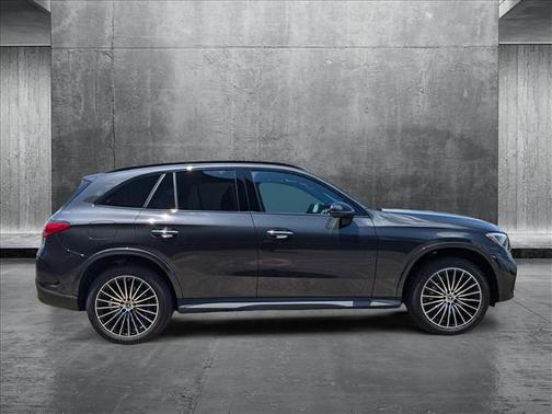2025 Mercedes-Benz GLC 300 Base