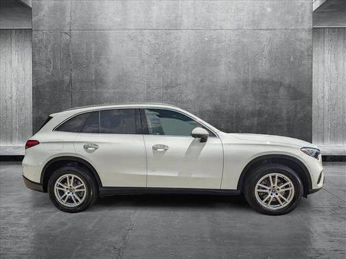 2023 Mercedes-Benz GLC 300 4MATIC