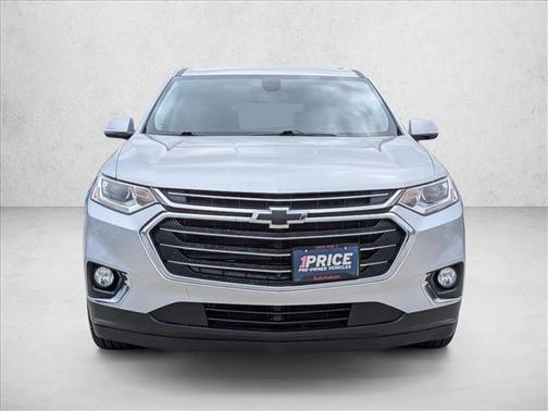 Silver Ice Metallic 2019 Chevrolet Traverse LT Leather