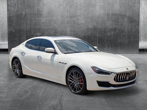 2020 Maserati Ghibli GranLusso