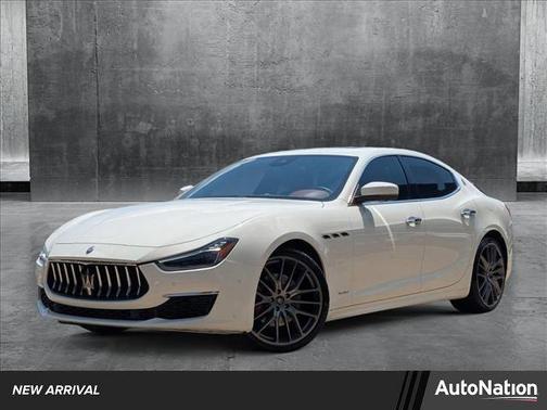 2020 Maserati Ghibli GranLusso
