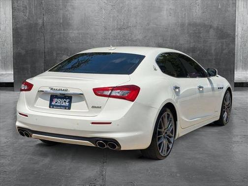 2020 Maserati Ghibli GranLusso