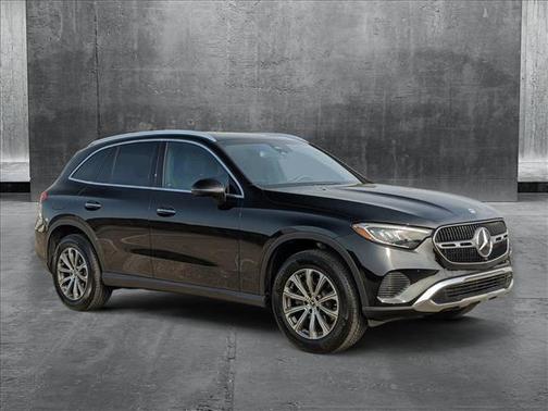 2025 Mercedes-Benz GLC 300 Base