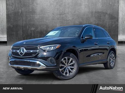 2025 Mercedes-Benz GLC 300 Base
