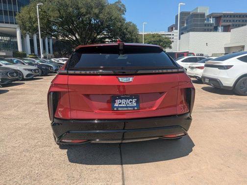 2024 Cadillac LYRIQ Sport
