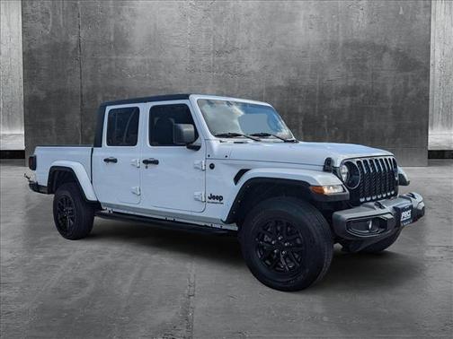 2022 Jeep Gladiator Altitude 4x4