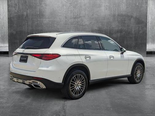 2025 Mercedes-Benz GLC 300 Base