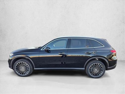 2026 Mercedes-Benz GLC 300 Base
