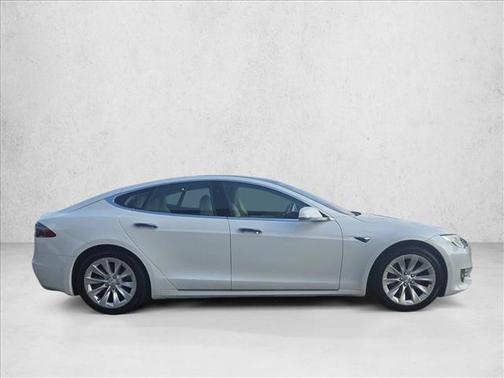 Pearl White Multi-Coat 2018 Tesla Model S 100D