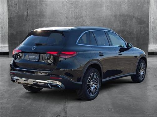 2025 Mercedes-Benz GLC 300 Base