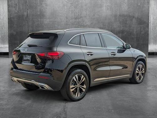 2025 Mercedes-Benz GLA 250 Base