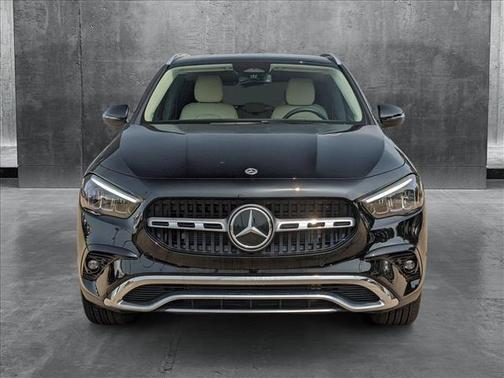 2025 Mercedes-Benz GLA 250 Base