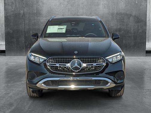 2025 Mercedes-Benz GLC 300 Base