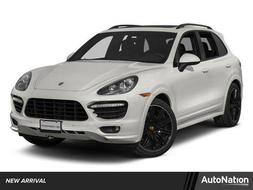 2013 Porsche Cayenne GTS