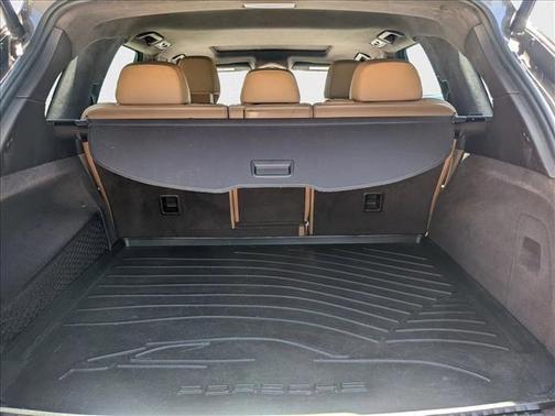 2013 Porsche Cayenne GTS