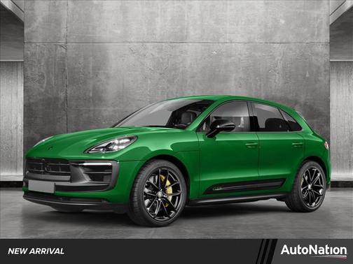 2022 Porsche Macan Base