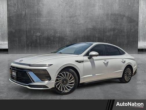 2024 Hyundai SONATA Hybrid Limited