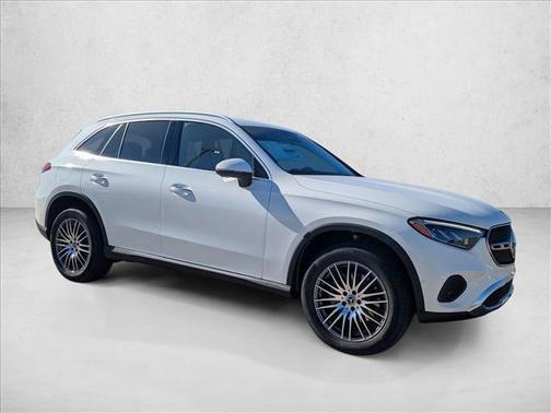 Polar White 2026 Mercedes-Benz GLC 300 Base