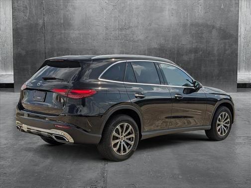 2025 Mercedes-Benz GLC 300 Base