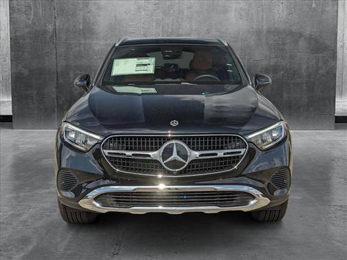 2025 Mercedes-Benz GLC 300 Base