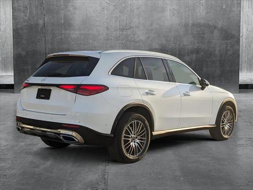 2025 Mercedes-Benz GLC 300 Base