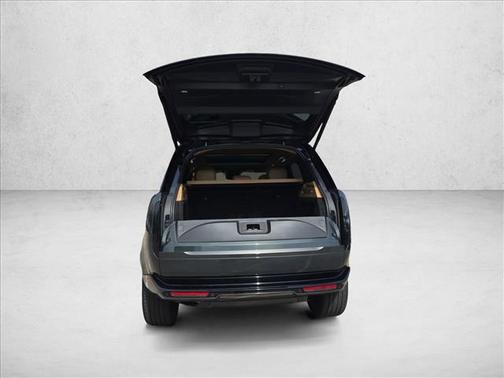 2025 Land Rover Range Rover P400 SE