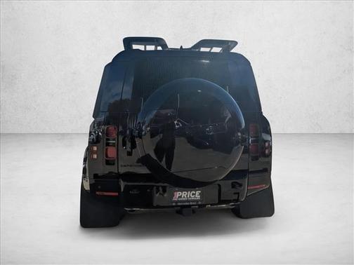 2025 Land Rover Defender 110 P400 S