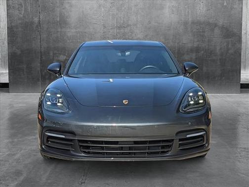 Volcano Grey Metallic 2019 Porsche Panamera 4