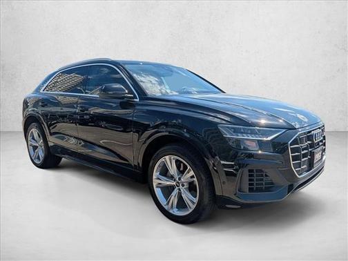 2023 Audi Q8 55 Premium