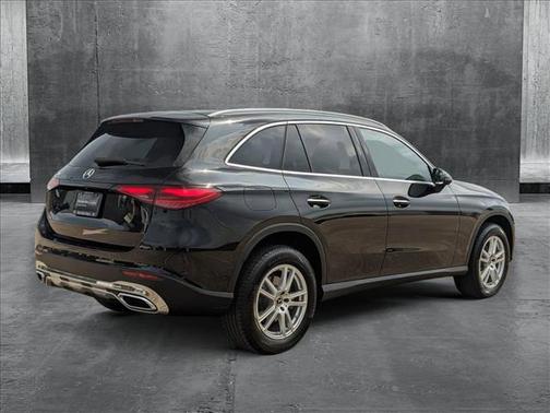 2025 Mercedes-Benz GLC 300 Base