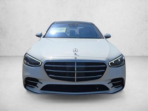 MANUFAKTUR Moonlight White Metallic 2026 Mercedes-Benz S-Class 4MATIC