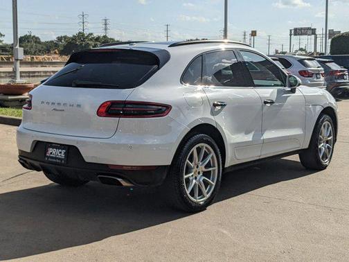 2018 Porsche Macan Base