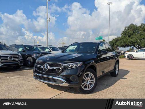 2026 Mercedes-Benz GLC 300 Base